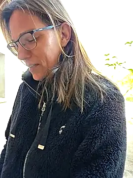 Snapshot of SpiceLea chatting on March 27, 2026, 8:48 am SpiceLea online show from March 27, 2026, 8:48 am