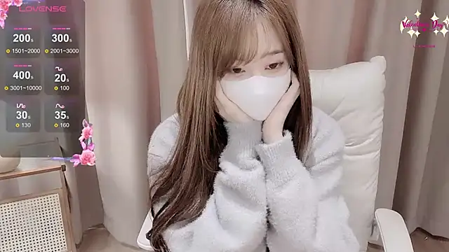 Snapshot of Yuuuuuly chatting on December 5, 2025, 5:38 am Yuuuuuly online show from December 5, 2025, 5:38 am