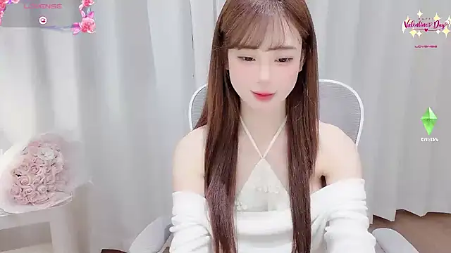 Snapshot of Yuuuuuly chatting on March 8, 2026, 3:27 pm Yuuuuuly online show from March 8, 2026, 3:27 pm