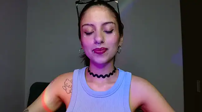 Snapshot of Ary_Pieerce chatting on December 20, 2024, 11:47 pm Ary Pieerce online show from December 20, 2024, 11:47 pm