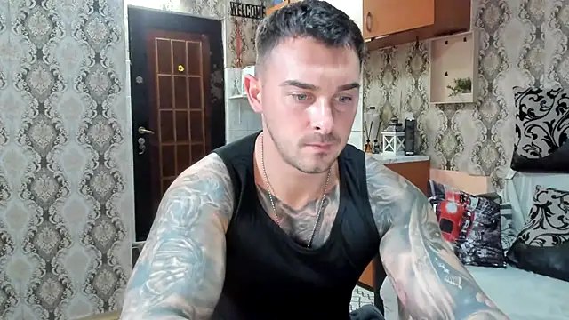 Snapshot of Jonmusclemaster chatting on October 9, 2025, 7:45 pm Jonmusclemaster online show from October 9, 2025, 7:45 pm