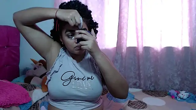 Snapshot of kiara_milf_ chatting on October 17, 2025, 4:09 pm kiara milf  online show from October 17, 2025, 4:09 pm