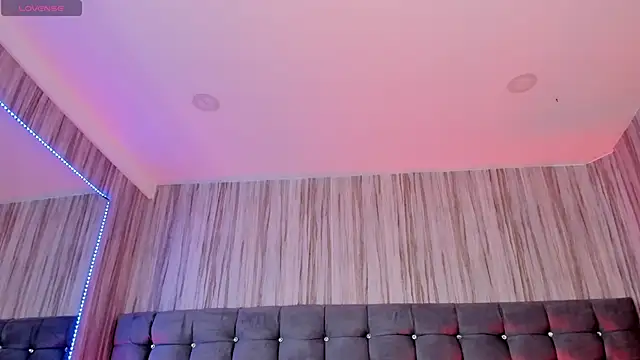 Poacahontasfg online show from May 22, 2026, 4:08 am