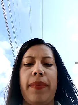  andrea30 online show from December 12, 2024, 1:06 pm
