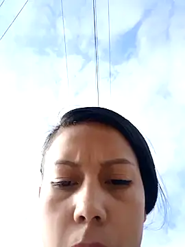  andrea30 online show from December 17, 2024, 1:27 pm