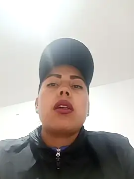  andrea30 online show from February 12, 2026, 11:16 am