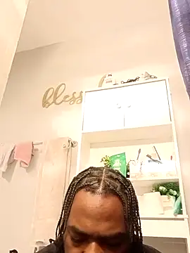 MRHANDSOME3800 online show from February 19, 2026, 12:50 am