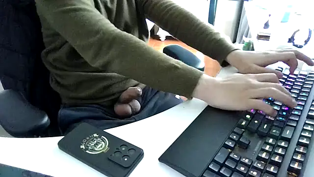 big-pig online show from February 15, 2026, 5:26 am