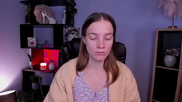 Snapshot of kenzie_x chatting on December 13, 2024, 1:55 pm kenzie x online show from December 13, 2024, 1:55 pm