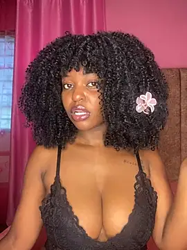 Snapshot of Sugar_plum44 chatting on July 6, 2026, 1:08 pm Sugar plum44 online show from July 6, 2026, 1:08 pm