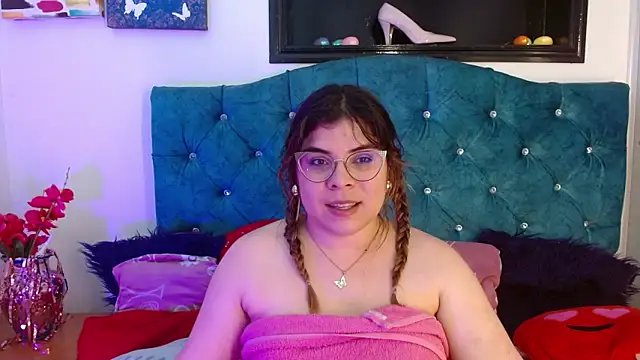 EmmaCoxx online show from February 9, 2025, 2:18 pm