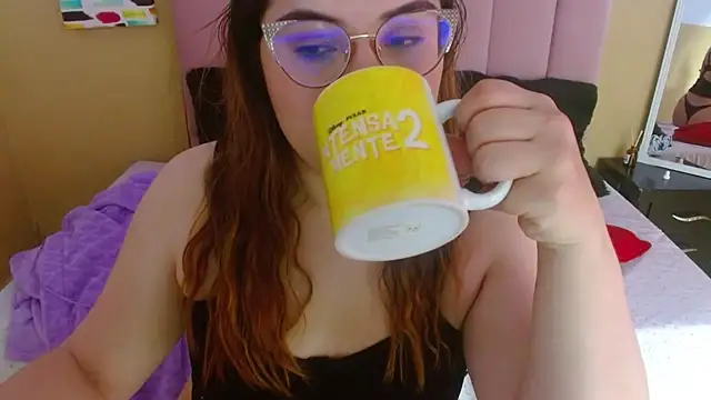 EmmaCoxx online show from February 25, 2025, 2:47 am