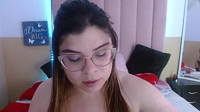 EmmaCoxx online show from March 6, 2025, 8:19 am