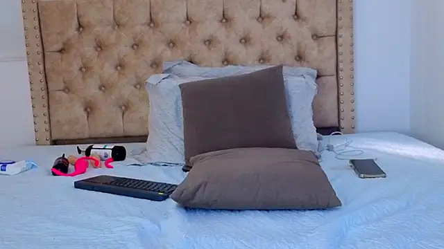 Snapshot of Anya_Texas chatting on March 15, 2026, 7:53 pm Anya Texas online show from March 15, 2026, 7:53 pm