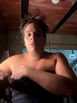 Snapshot of tattys_sexy chatting on October 12, 2025, 10:53 pm tattys sexy online show from October 12, 2025, 10:53 pm