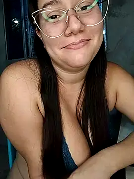 Snapshot of ariana_d20 chatting on October 15, 2025, 10:26 am ariana d20 online show from October 15, 2025, 10:26 am