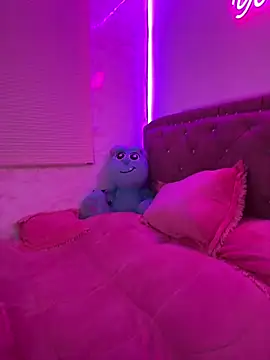 Snapshot of YovngBaby chatting on March 29, 2026, 4:34 am YovngBaby online show from March 29, 2026, 4:34 am