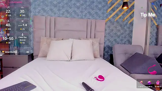 Snapshot of NiiaMoore chatting on October 16, 2025, 6:53 pm NiiaMoore online show from October 16, 2025, 6:53 pm