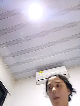 Liancy online show from March 5, 2026, 1:45 am