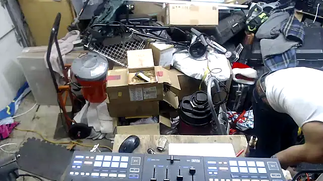 Snapshot of tongueispowerr6d9 chatting on December 9, 2024, 5:18 am tongueispowerr6d9 online show from December 9, 2024, 5:18 am