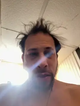 tongueispowerr6d9 online show from February 25, 2026, 10:03 am