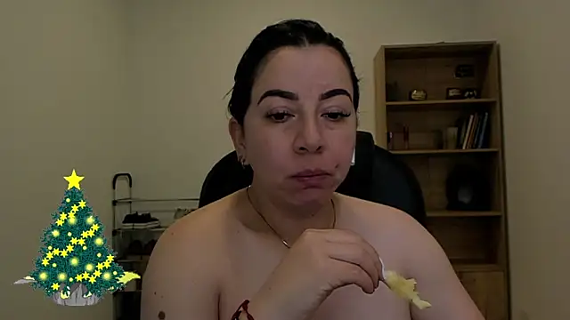 Im coco online show from December 5, 2024, 5:17 pm