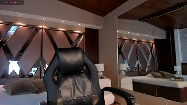 IsabellaaJoness online show from January 14, 2026, 11:16 am