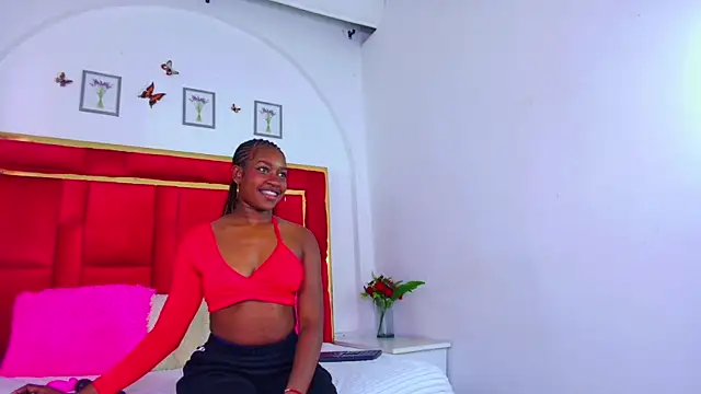 CoralHarrinson online show from December 3, 2025, 8:18 pm