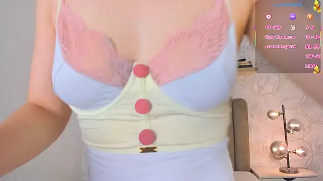 Snapshot of Roma__love chatting on October 24, 2025, 12:34 pm Roma love online show from October 24, 2025, 12:34 pm