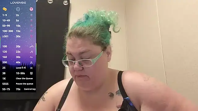 EmberCum online show from September 26, 2025, 9:57 am