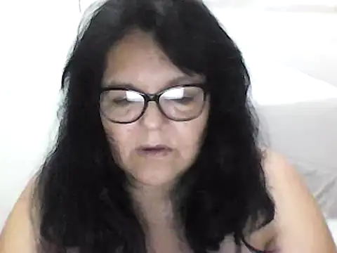 kassandra02 online show from December 30, 2024, 2:42 am