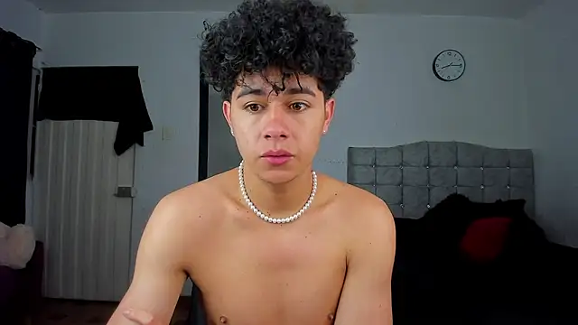 DavidfullOFlove online show from January 7, 2026, 12:13 am