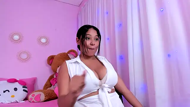 Snapshot of ariel_milk chatting on February 28, 2025, 7:46 pm ariel milk online show from February 28, 2025, 7:46 pm