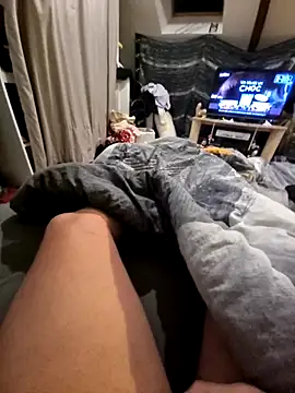 Snapshot of LoLa-69-X chatting on September 27, 2025, 8:14 pm LoLa-69-X online show from September 27, 2025, 8:14 pm