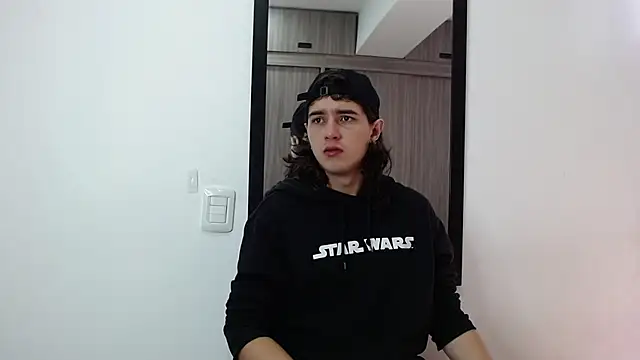 alex connorr online show from February 11, 2025, 2:57 pm