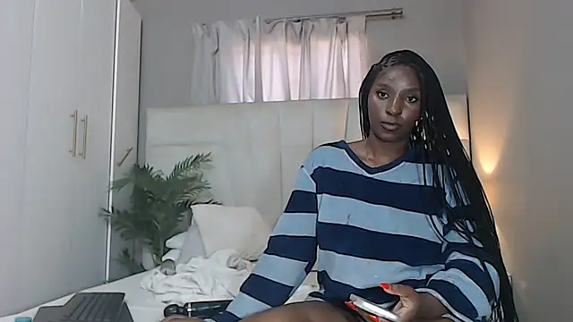 Snapshot of naughtyblackdolie chatting on October 23, 2025, 1:43 pm naughtyblackdolie online show from October 23, 2025, 1:43 pm