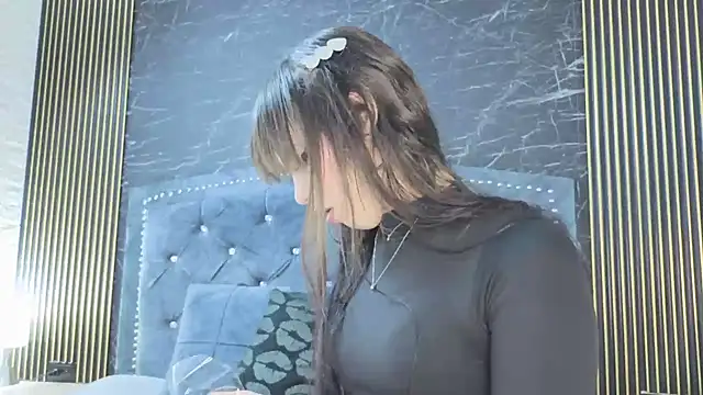 diosagolden online show from January 12, 2026, 9:53 pm