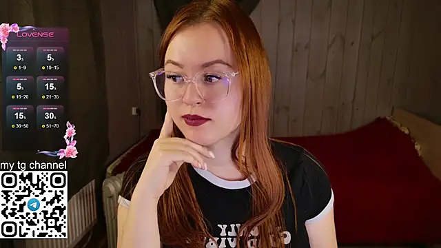 Snapshot of Lila_Pitt chatting on January 5, 2025, 8:52 pm Lila Pitt online show from January 5, 2025, 8:52 pm