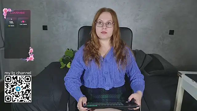 Snapshot of Lila_Pitt chatting on September 25, 2025, 8:12 pm Lila Pitt online show from September 25, 2025, 8:12 pm