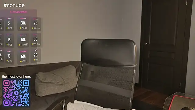 Lila Pitt online show from April 30, 2026, 9:04 am