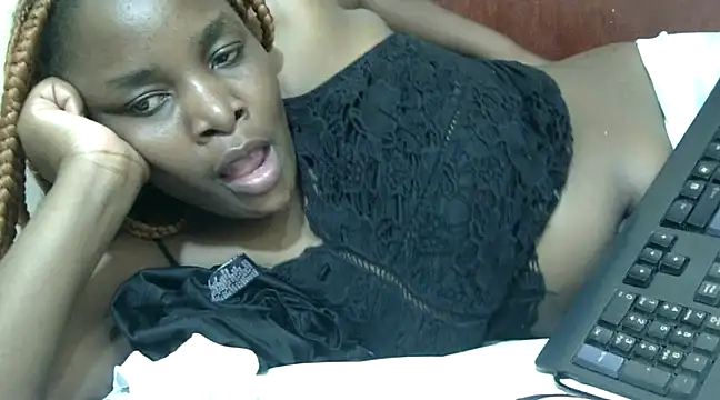 pretty dimplegirl online show from February 21, 2025, 8:49 pm