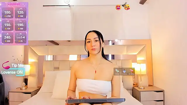 hazel ross tcw online show from April 24, 2026, 2:19 pm