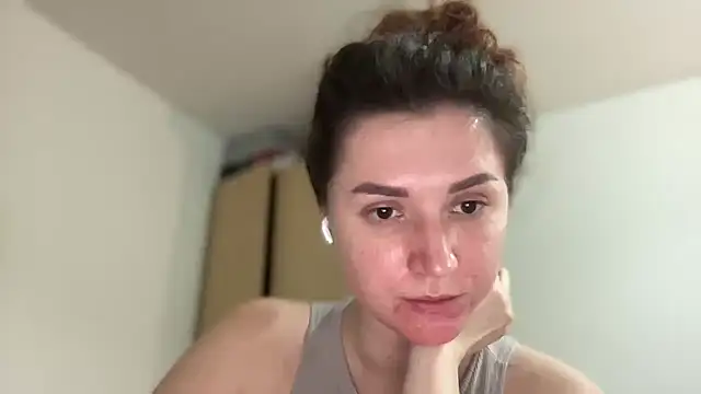 Foxy and classy online show from January 19, 2025, 3:53 pm