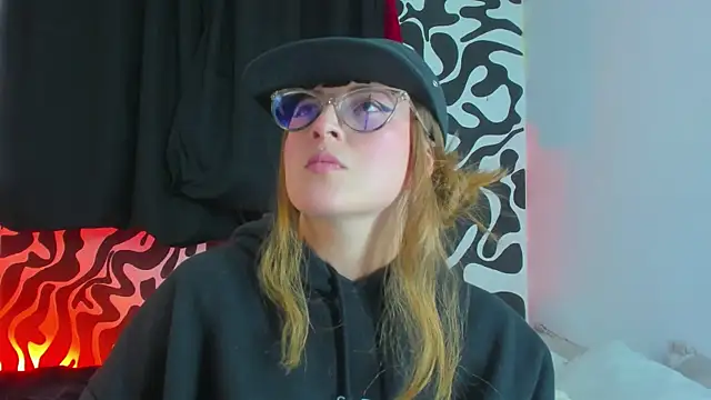 tekila   online show from October 25, 2025, 8:25 pm