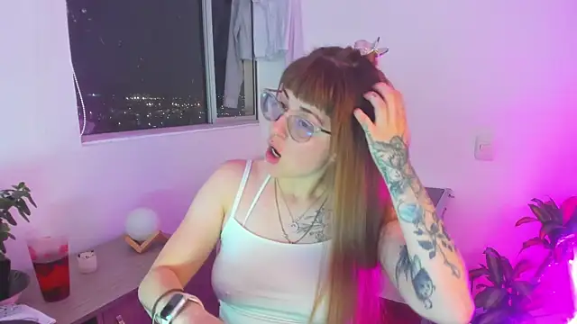 Snapshot of tekila__ chatting on April 9, 2026, 11:32 pm tekila online show from April 9, 2026, 11:32 pm