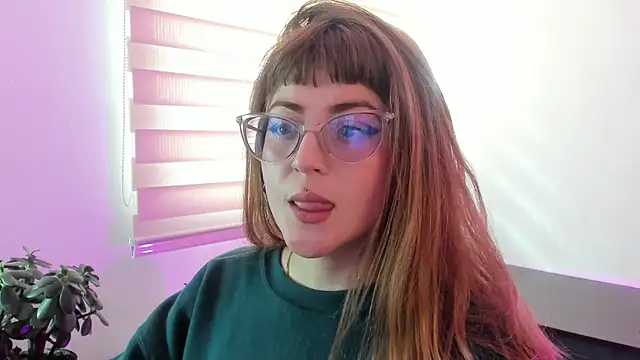 Snapshot of tekila__ chatting on May 2, 2026, 9:09 pm tekila online show from May 2, 2026, 9:09 pm