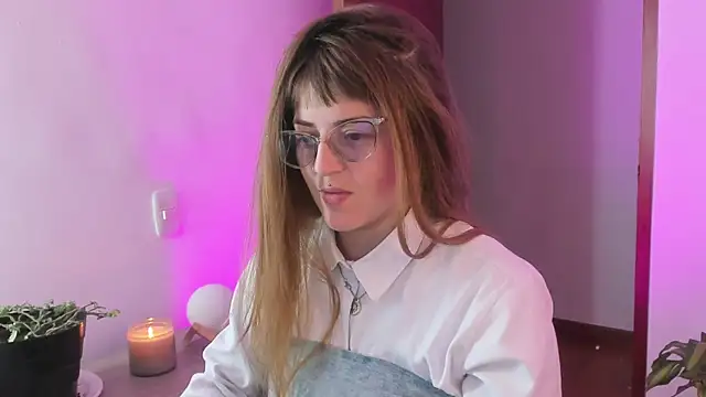 Snapshot of tekila__ chatting on May 8, 2026, 10:15 pm tekila online show from May 8, 2026, 10:15 pm