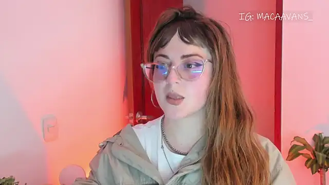 Snapshot of tekila__ chatting on May 19, 2026, 11:22 pm tekila online show from May 19, 2026, 11:22 pm