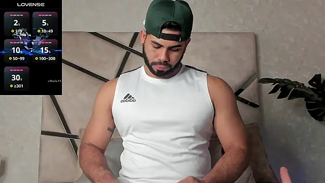 Snapshot of noah_crux chatting on January 13, 2025, 4:08 pm noah crux online show from January 13, 2025, 4:08 pm