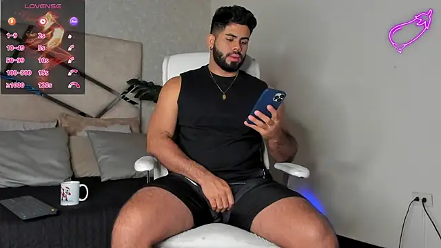 Snapshot of noah_crux chatting on February 26, 2025, 12:58 pm noah crux online show from February 26, 2025, 12:58 pm